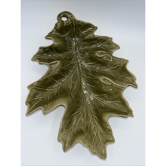 Fall Autumn Green Oak Leaf Table Centerpiece Candy Dish ceramic 3D 13" x 9" - Picture 1 of 6